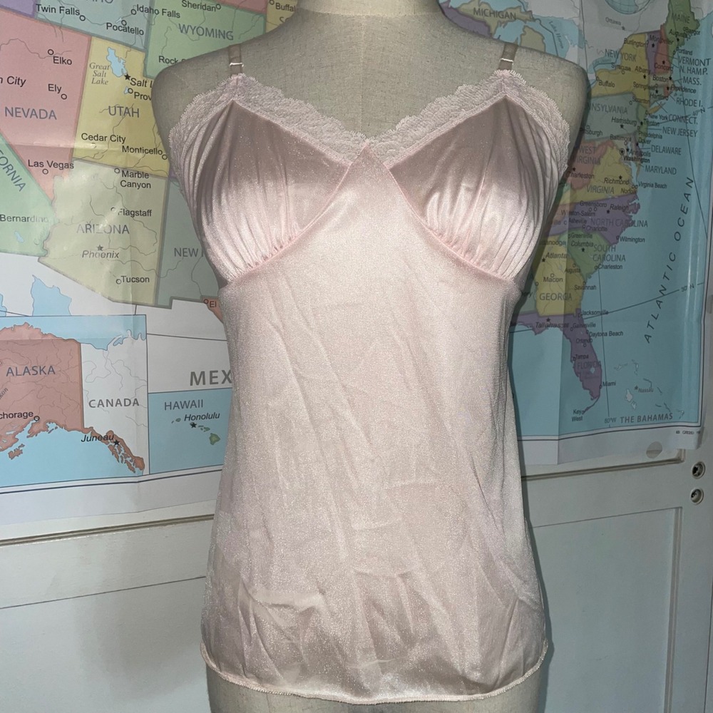 First Love Vintage Pink Nylon Lace Trim Camisole Top Size 34 Made in USA 2210